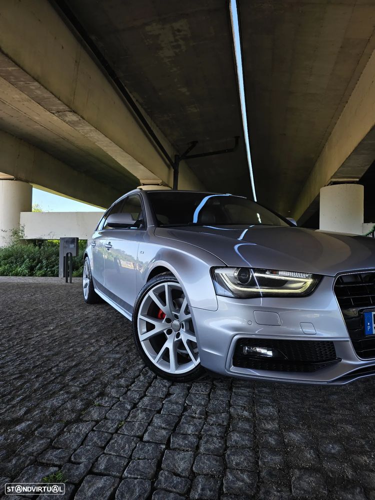 Audi A4 2.0 TDI multitronic S-line - 38