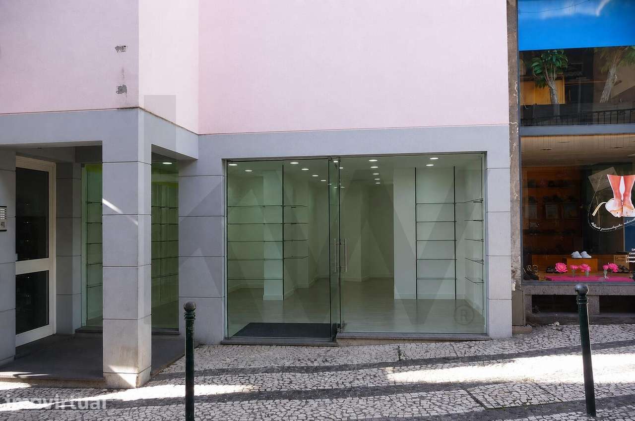 Loja Comercial no Centro do Funchal – Excelente Oportunidade de Invest - Grande imagem: 2/11
