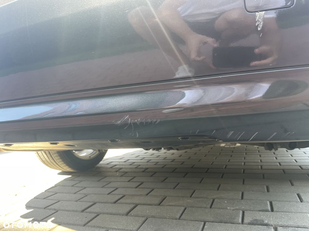 BMW Seria 5 528i xDrive - 9