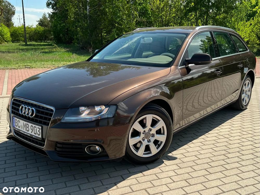 Audi A4 Avant 2.0 TDI DPF multitronic Attraction - 13