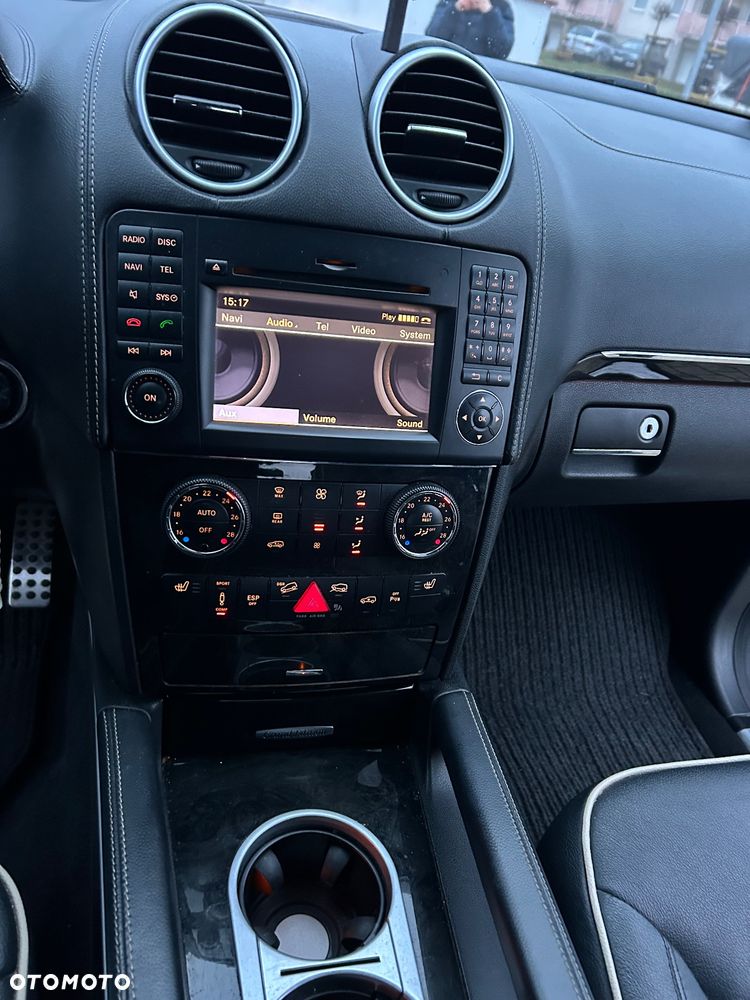 Mercedes-Benz ML - 9