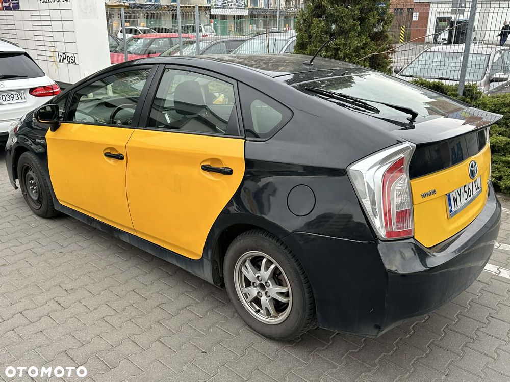 Toyota Prius 1.8 Hybrid Active - 4