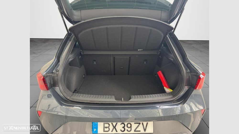 Cupra Leon 1.5 e-Hybrid VZ DSG - 11