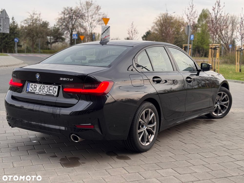 BMW Seria 3 320d xDrive Sport Line sport - 5