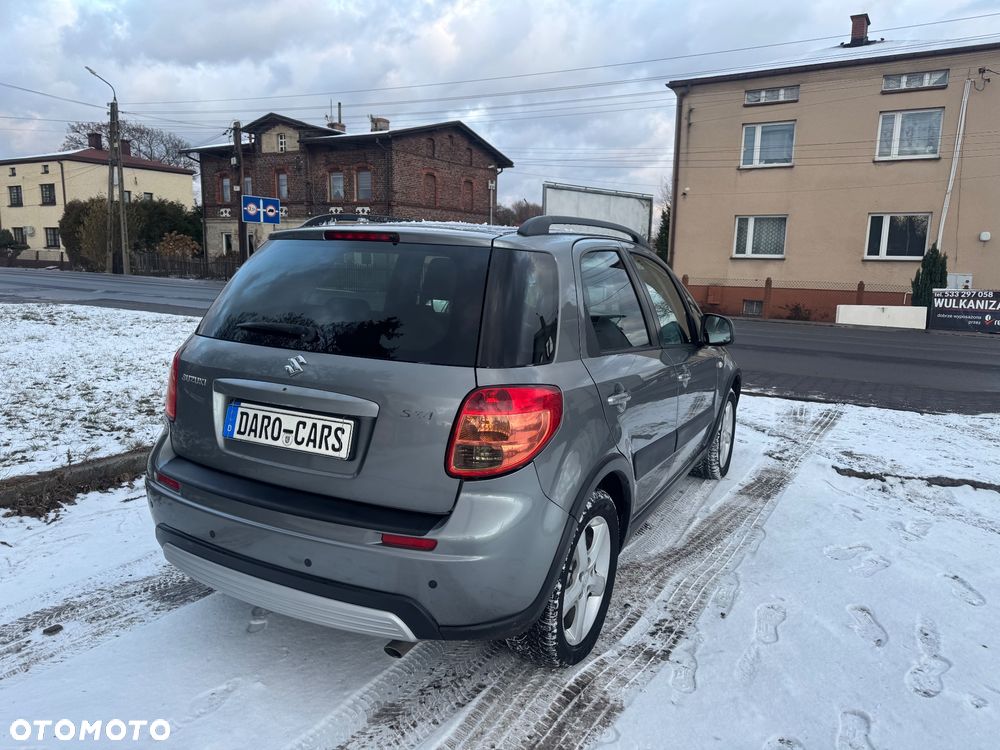 Suzuki SX4 1.6 VVT 4x2 Comfort - 18