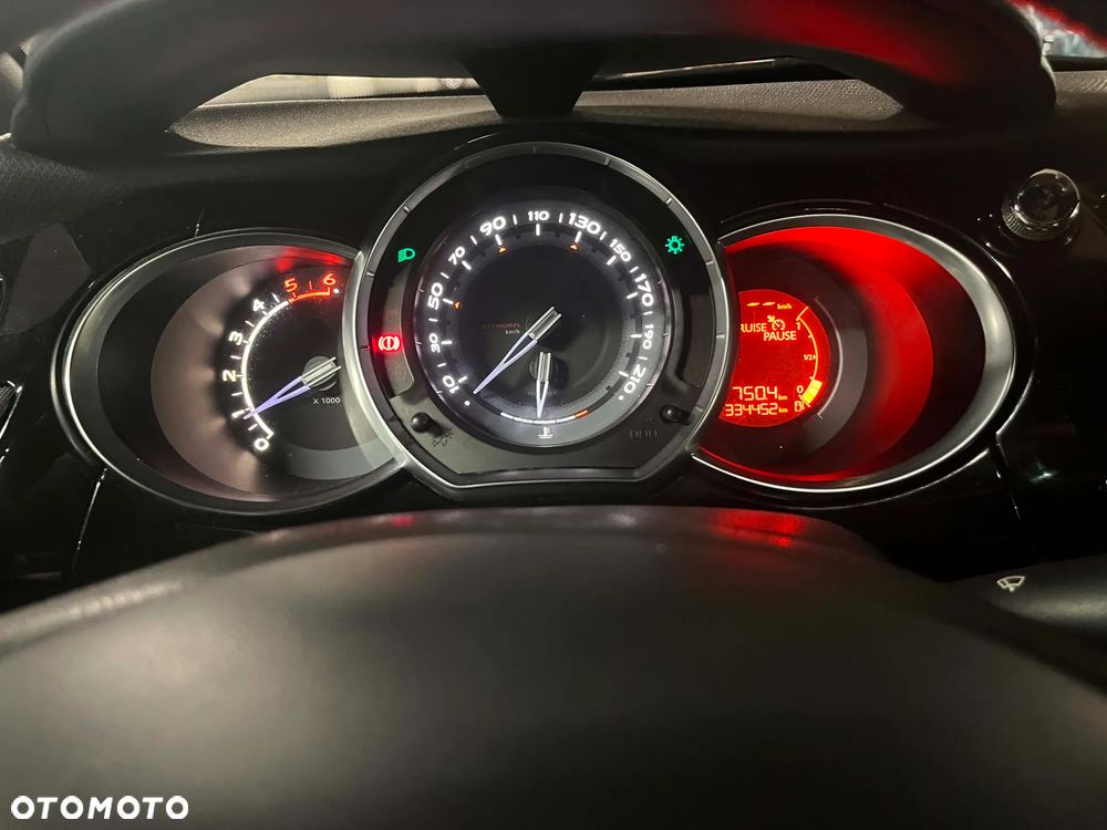 Citroën DS3 1.6 HDi SoChic - 5