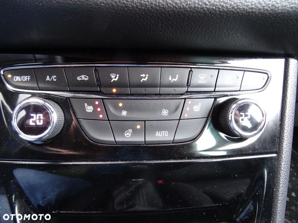 Opel Astra 1.4 Turbo Start/Stop Innovation - 23