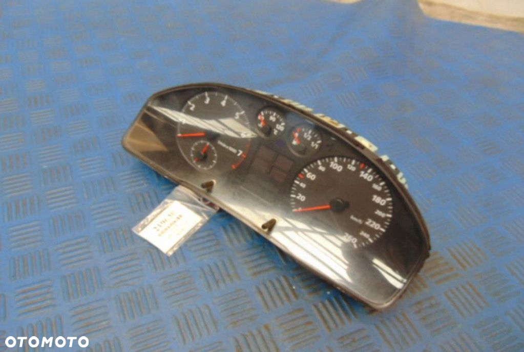 AUDI A4 B6 1.6B LICZNIK PRZEBIEG NIE ZNANY 88311225 - 4