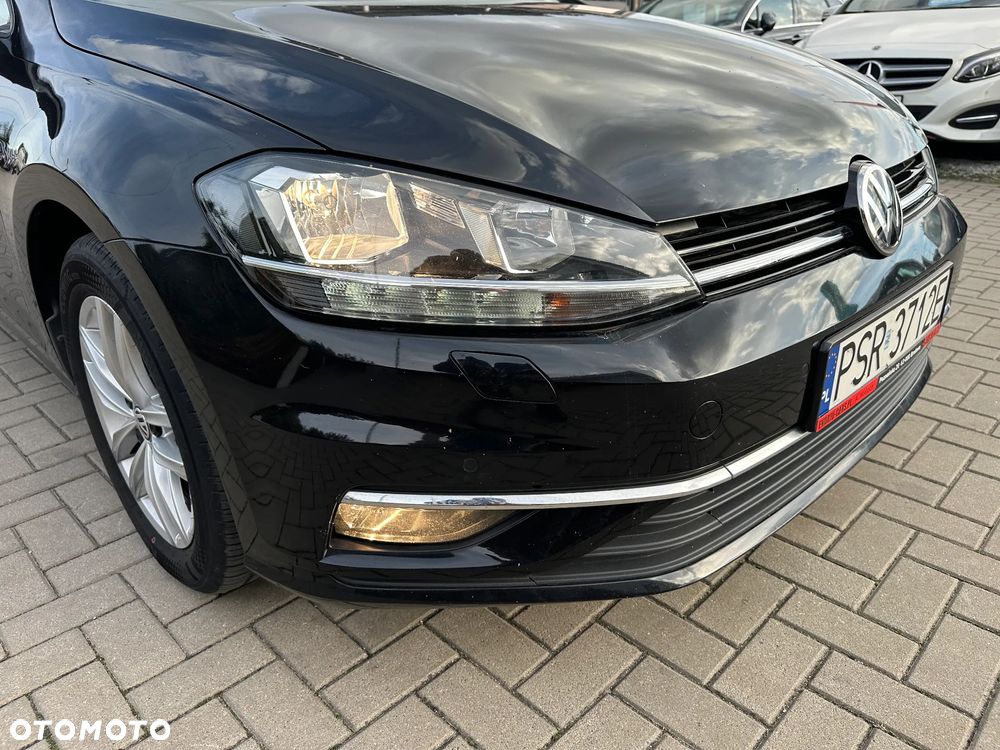 Volkswagen Golf - 36