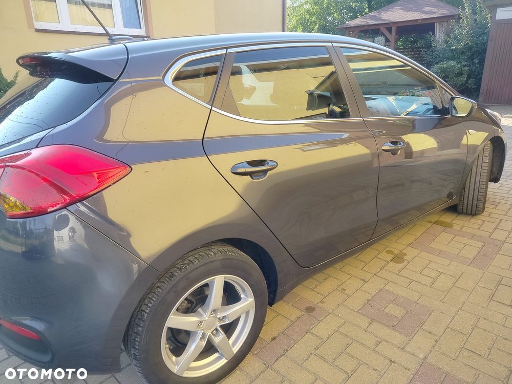 Kia Ceed 1.6 GDI L - 2