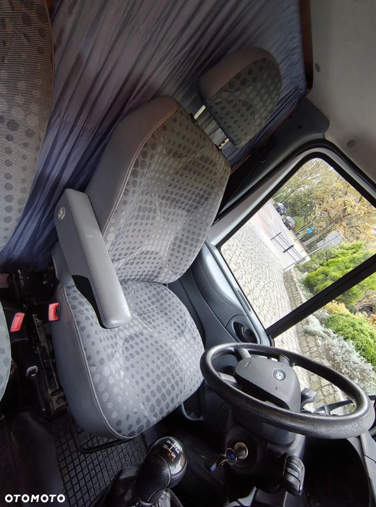 Ford Transit - 11