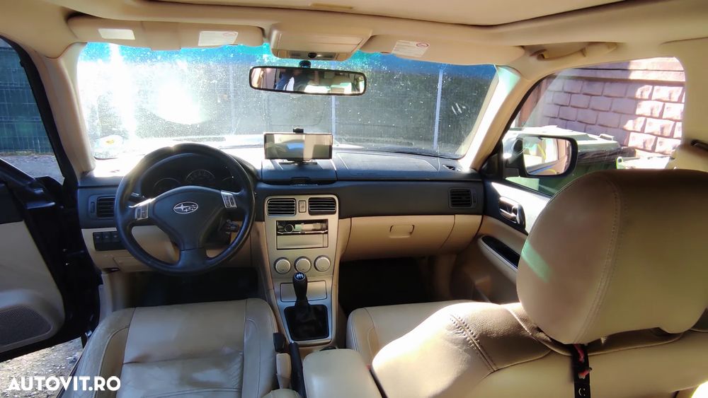 Subaru Forester 2.0 Turbo - 3