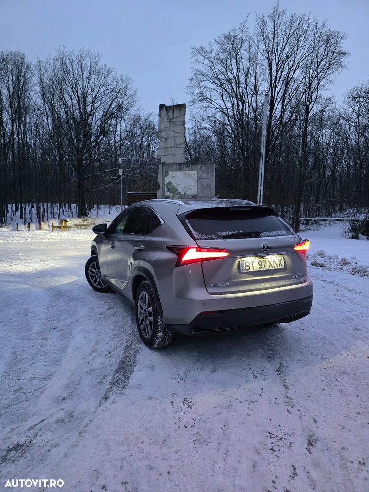 Lexus Seria NX 200t AWD Luxury - 16