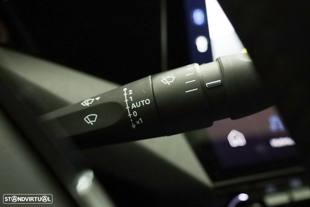 Peugeot 408 1.2 PureTech Allure EAT8 - 16