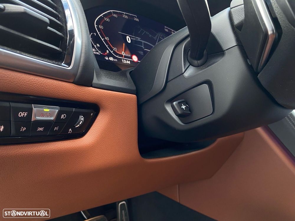 BMW 840 Gran Coupé d xDrive Pack M - 16