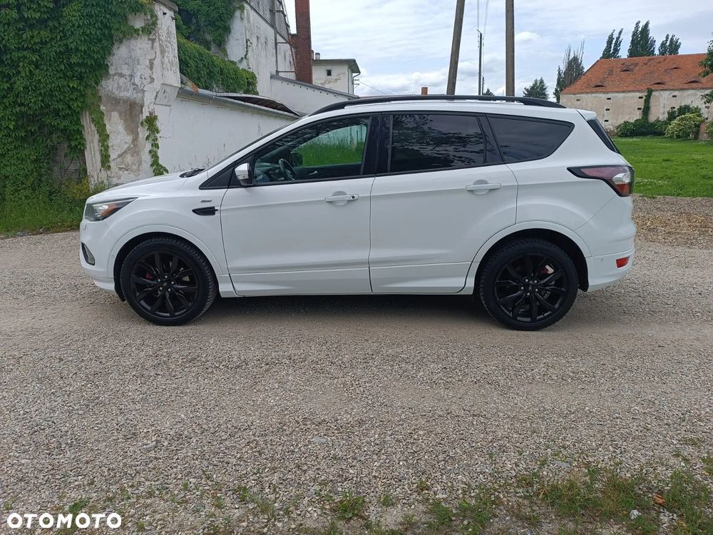 Ford Kuga 2.0 TDCi 2x4 ST-Line - 8