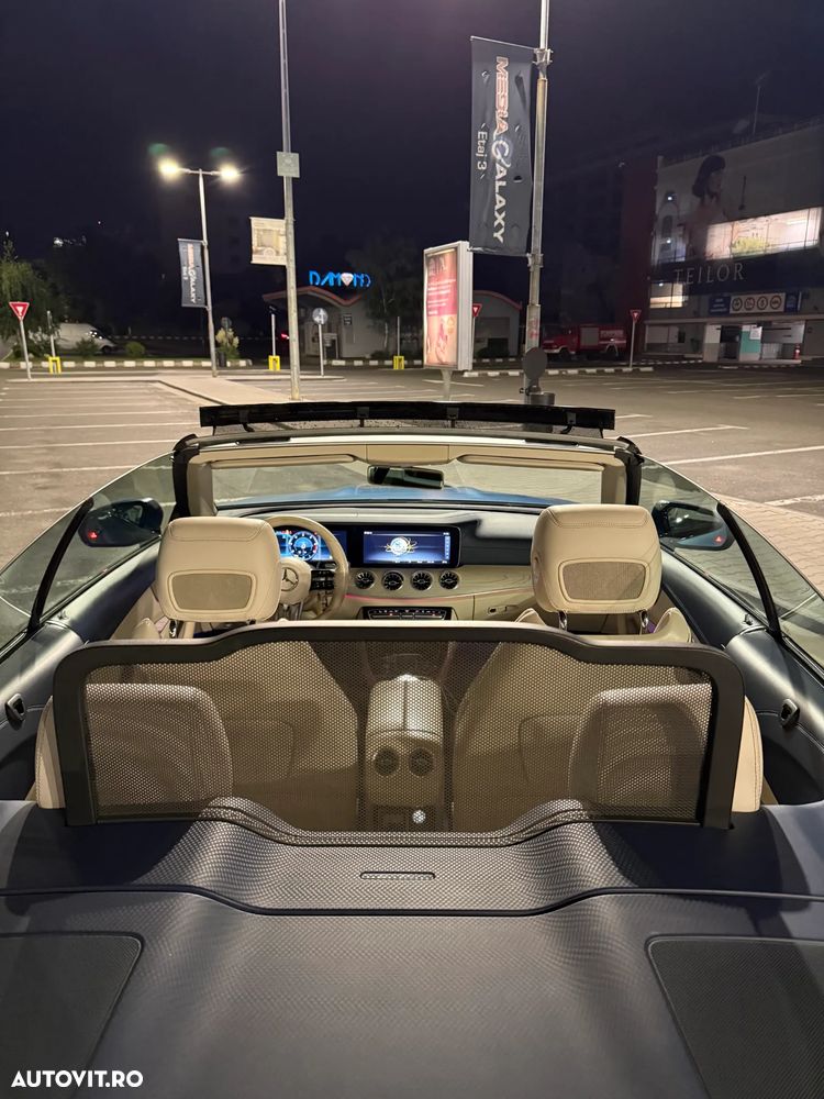 Mercedes-Benz E - 11