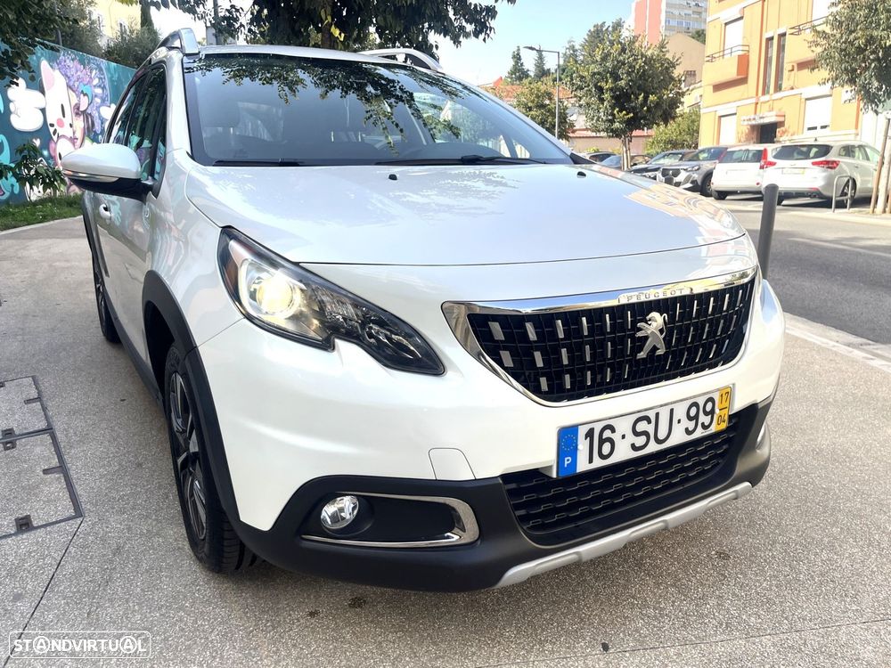 Peugeot 2008 1.2 PureTech Allure EAT6 - 10