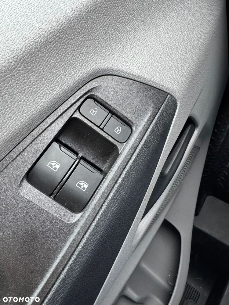 Maxus Deliver 9 - 15