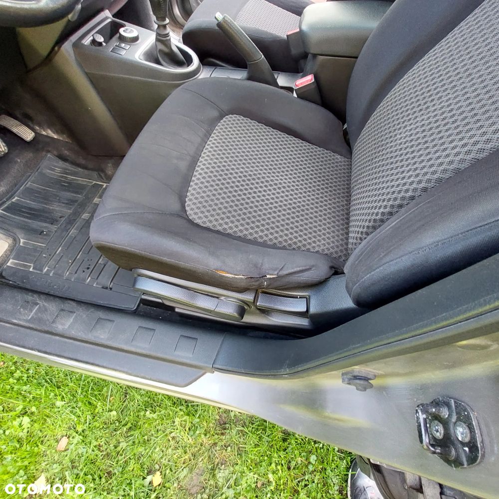 Nissan X-Trail 2.0 dCi SE - 17