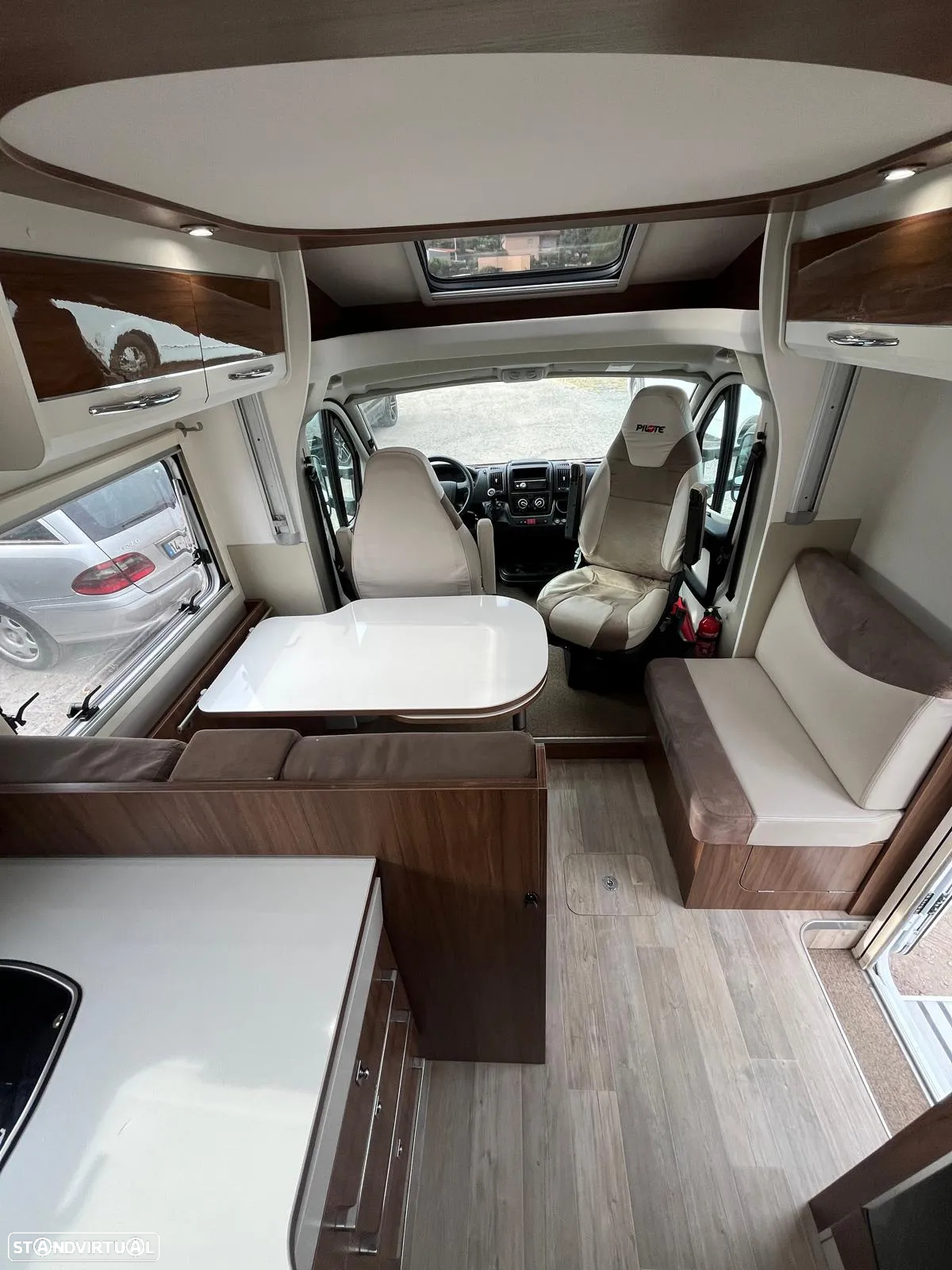 Pilote Essential 746 - 8