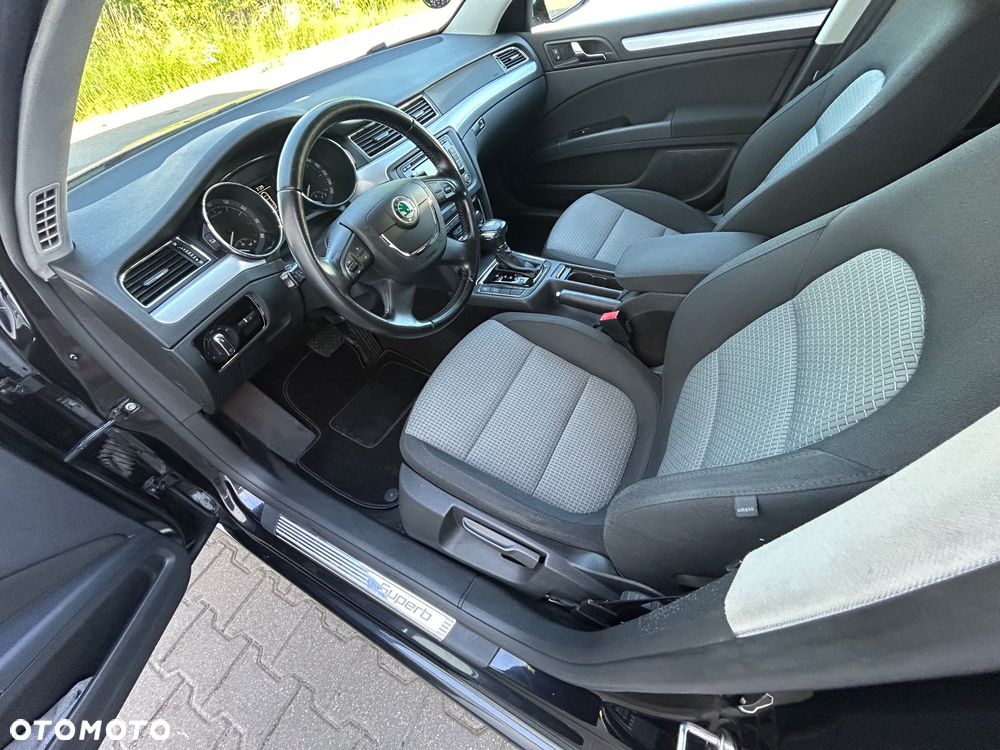 Skoda Superb 1.8 TSI Ambition DSG - 16
