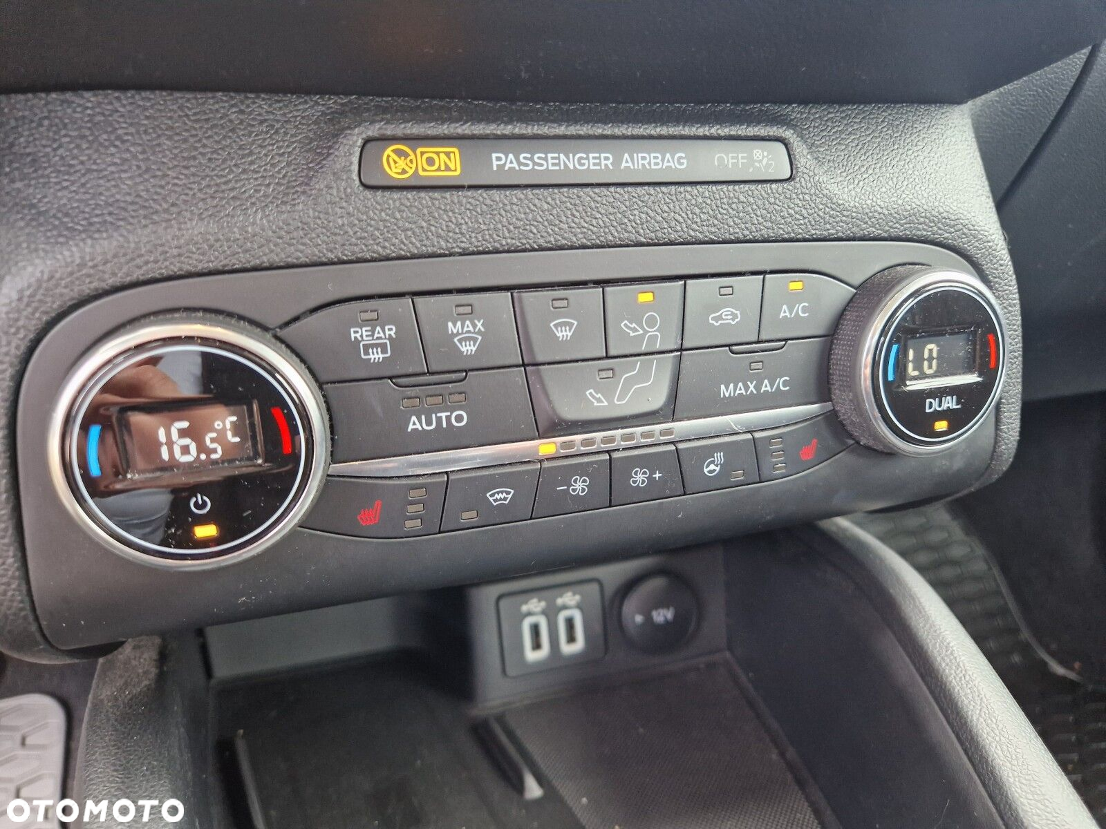 Ford Focus 1.0 EcoBoost Titanium - 18