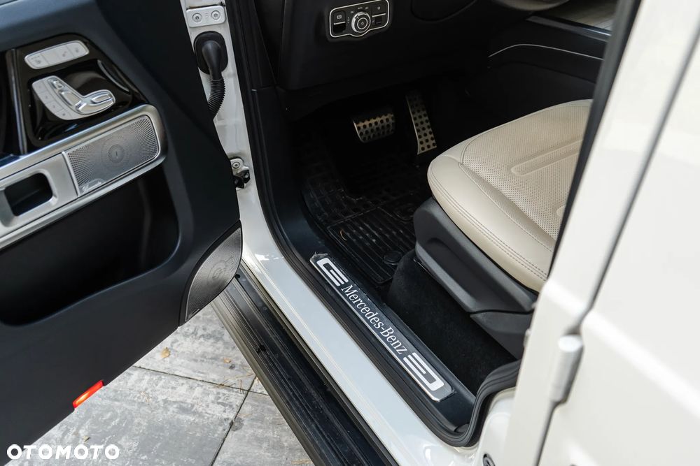 Mercedes-Benz Klasa G 450 d mHEV 9G-Tronic - 21