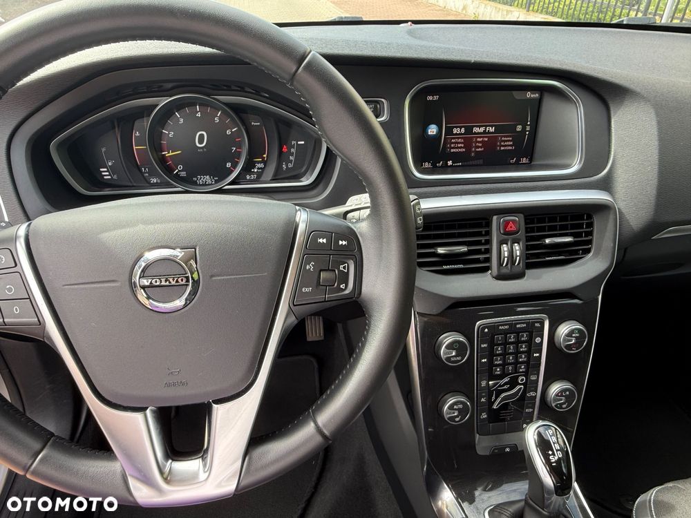 Volvo V40 T2 Drive-E Momentum - 14