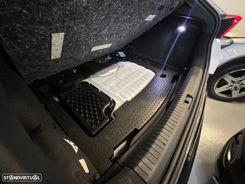 Cupra Formentor VZ 1.4 e-Hybrid DSG - 40