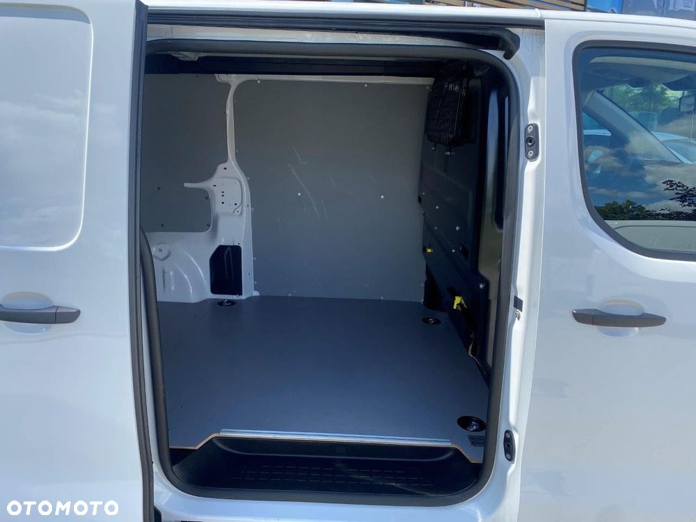 Toyota PROACE - 13