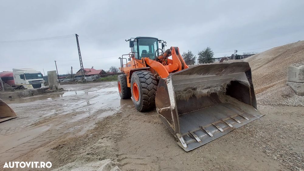 FIAT HITACHI W270 - 2