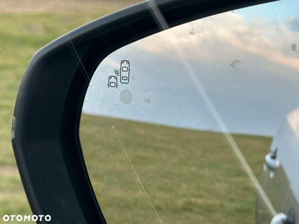 Peugeot 3008 1.6 PureTech Hybrid4 PHEV Allure S&S EAT8 - 20