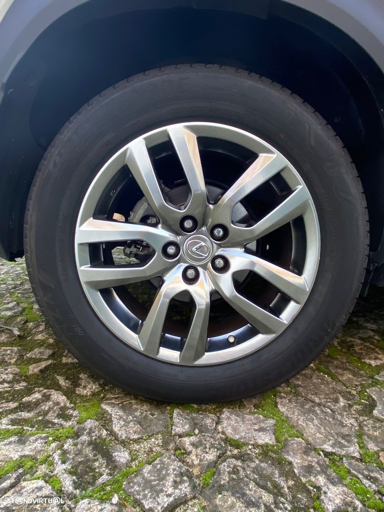 Lexus NX 300h Luxury 4WD - 25