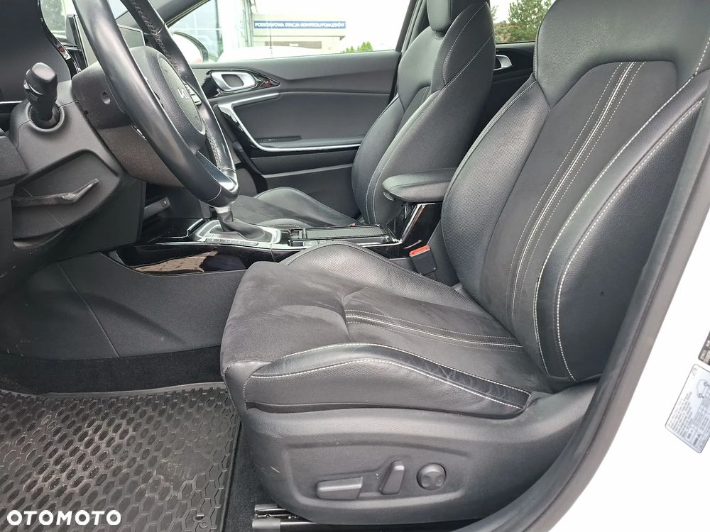 Kia XCeed 1.5 T-GDI MHEV Prestige Line DCT - 12
