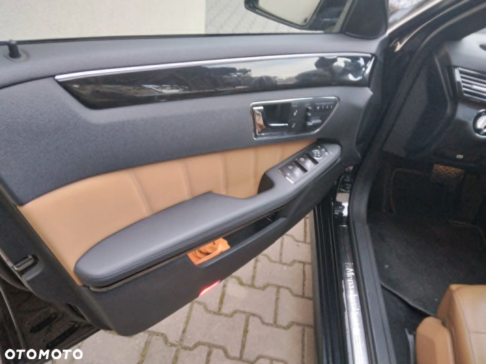 Mercedes-Benz Klasa E - 7