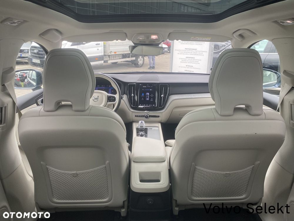 Volvo XC 60 - 25