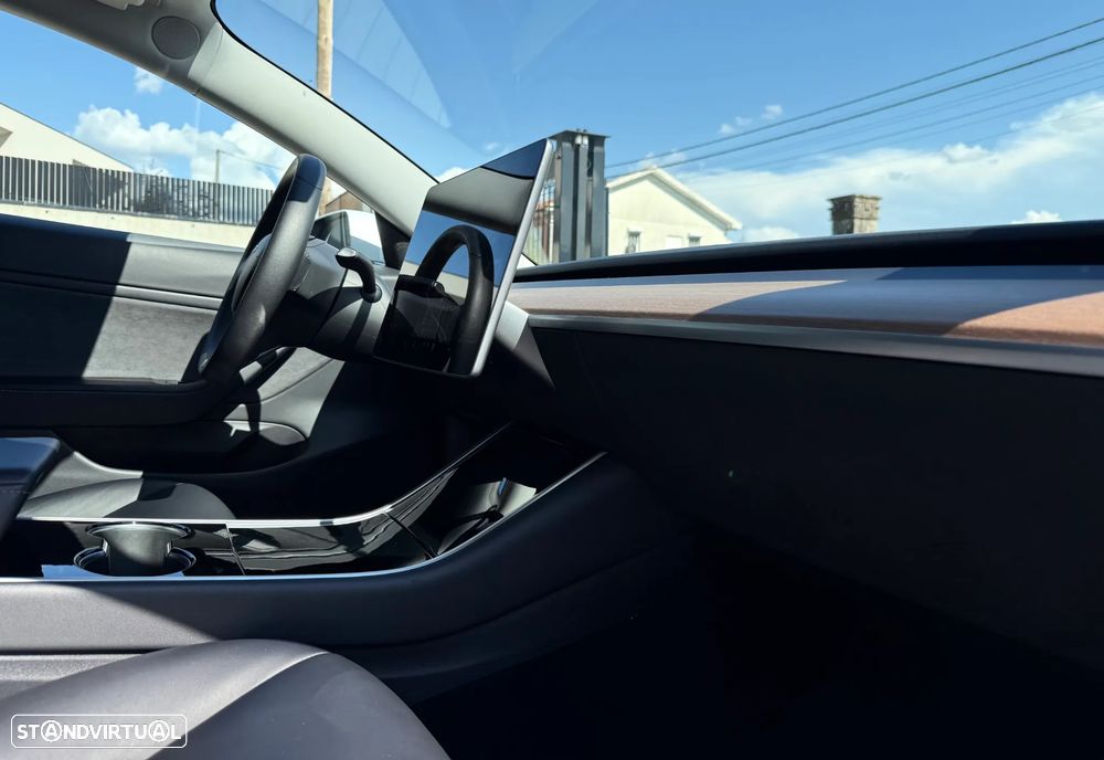 Tesla Model 3 Long Range Tração Integral - 38