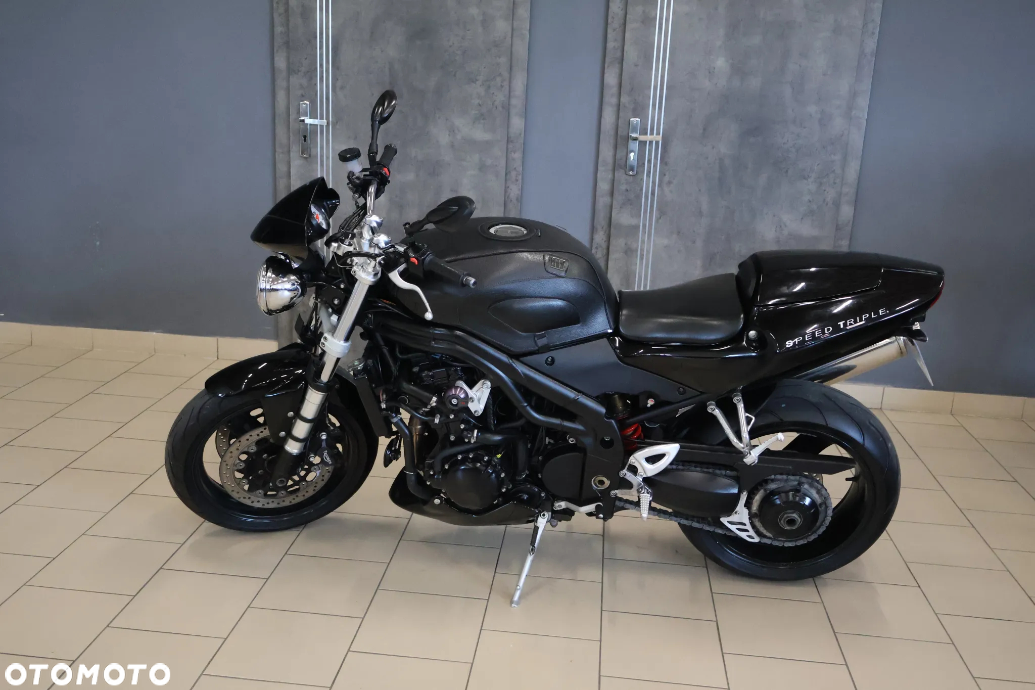 Triumph Speed Triple - 2