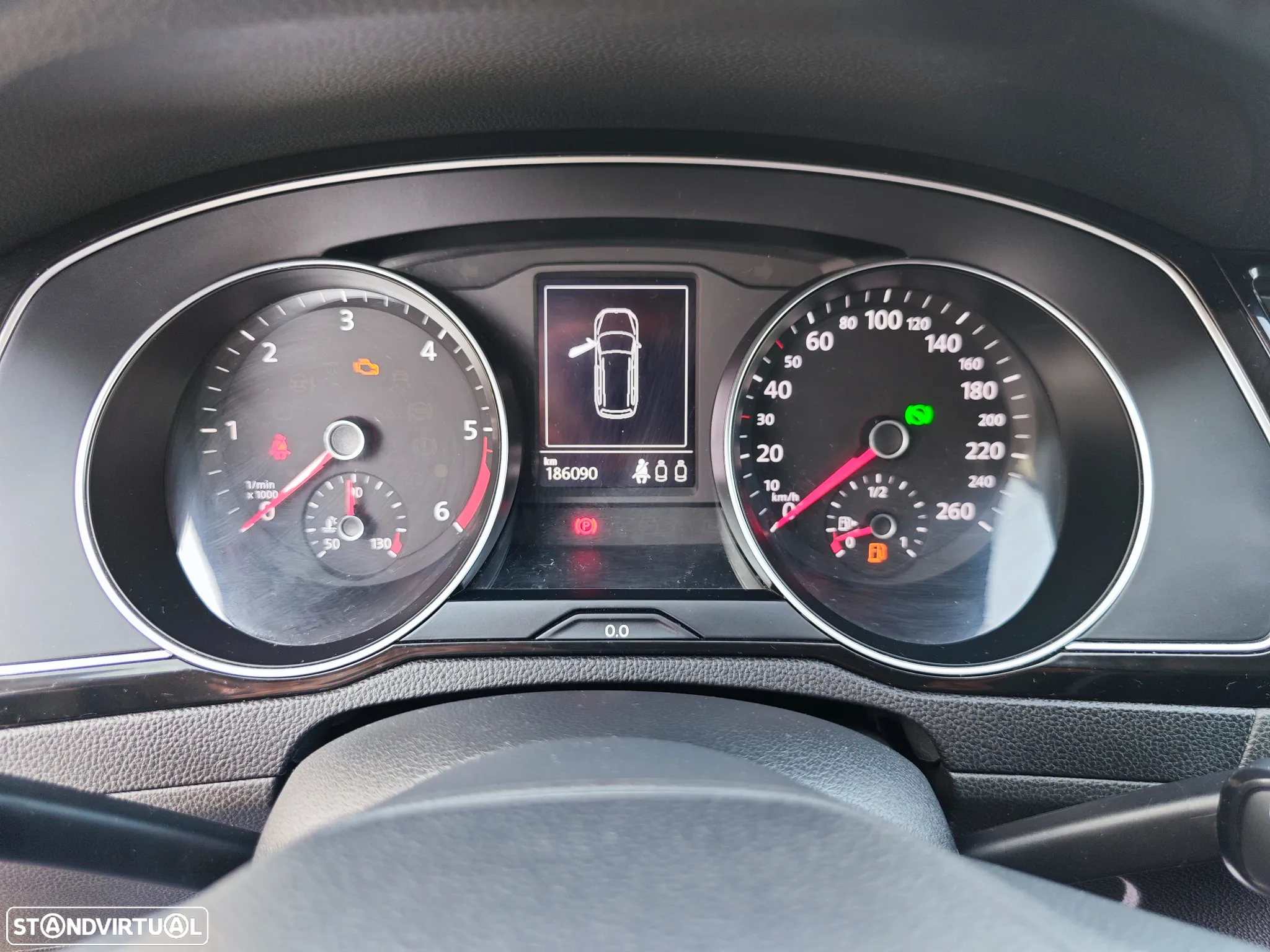 VW Passat Variant 2.0 TDi Business DSG - 16