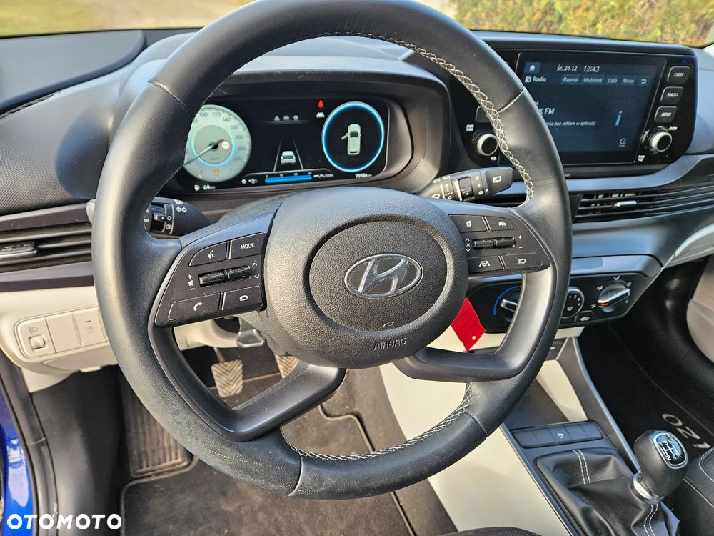 Hyundai i20 blue 1.2 Select - 20