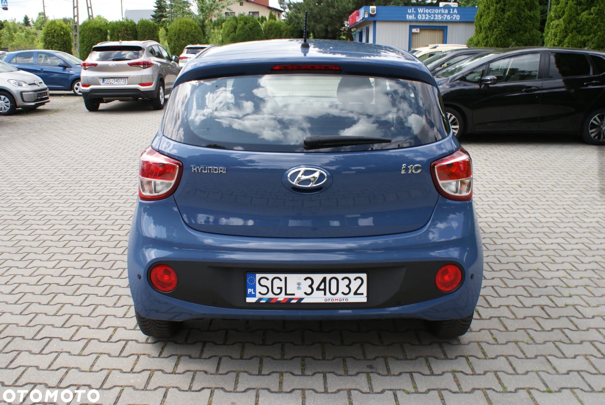 Hyundai i10 - 12