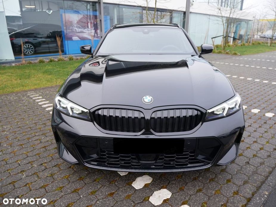 BMW Seria 3 330i xDrive M Sport - 8