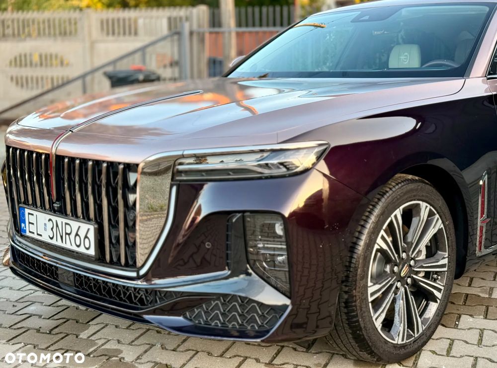 Hongqi H9 - 10