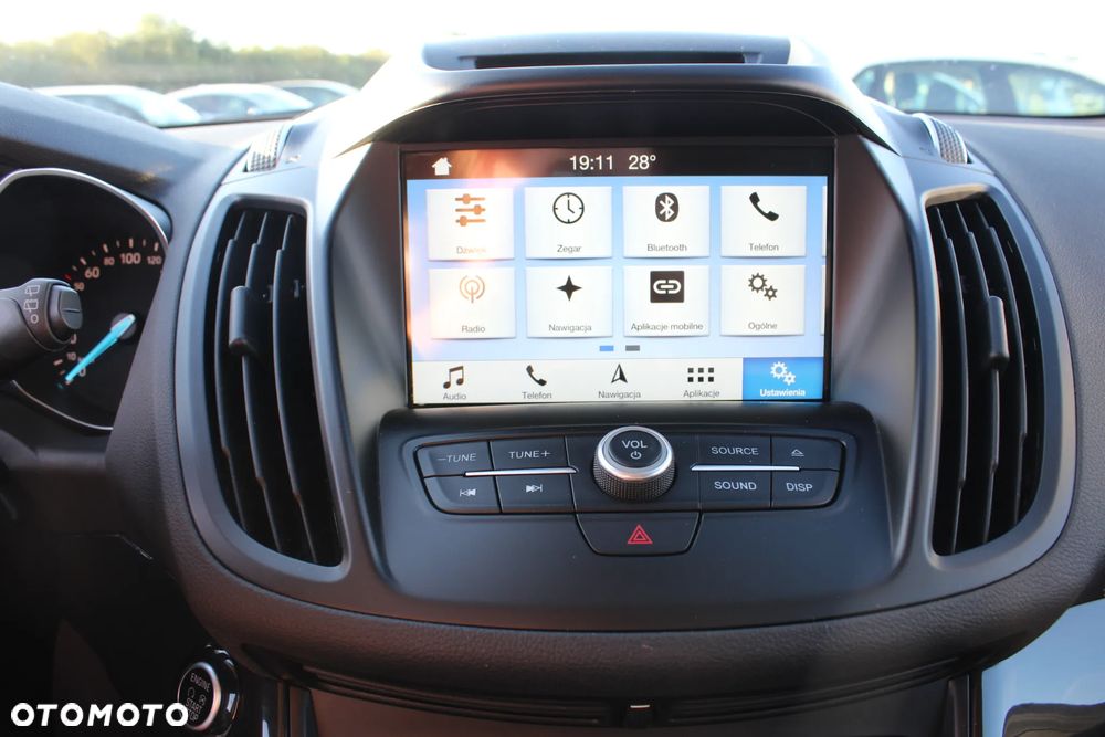 Ford Kuga 1.5 EcoBoost 2x4 Titanium - 27