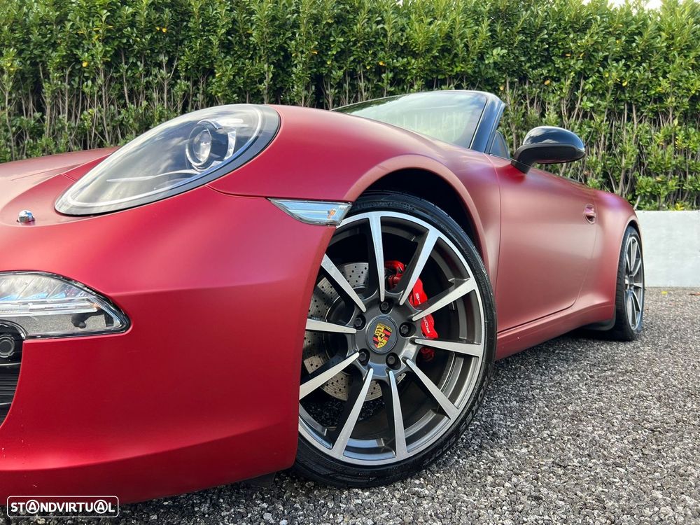 Porsche 911 Série F - 17