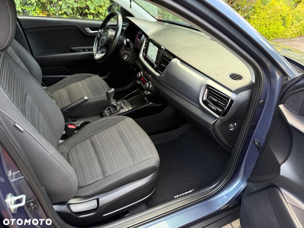 Kia Stonic 1.4 L - 33