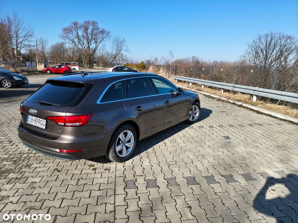 Audi A4 Avant 2.0 TDI S tronic - 9