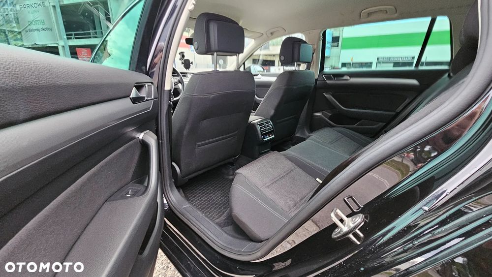 Volkswagen Passat 2.0 TDI BMT Comfortline DSG - 9
