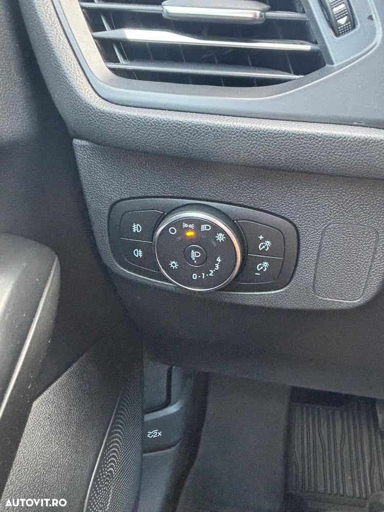 Ford Focus 1.5 EcoBlue Titanium - 19